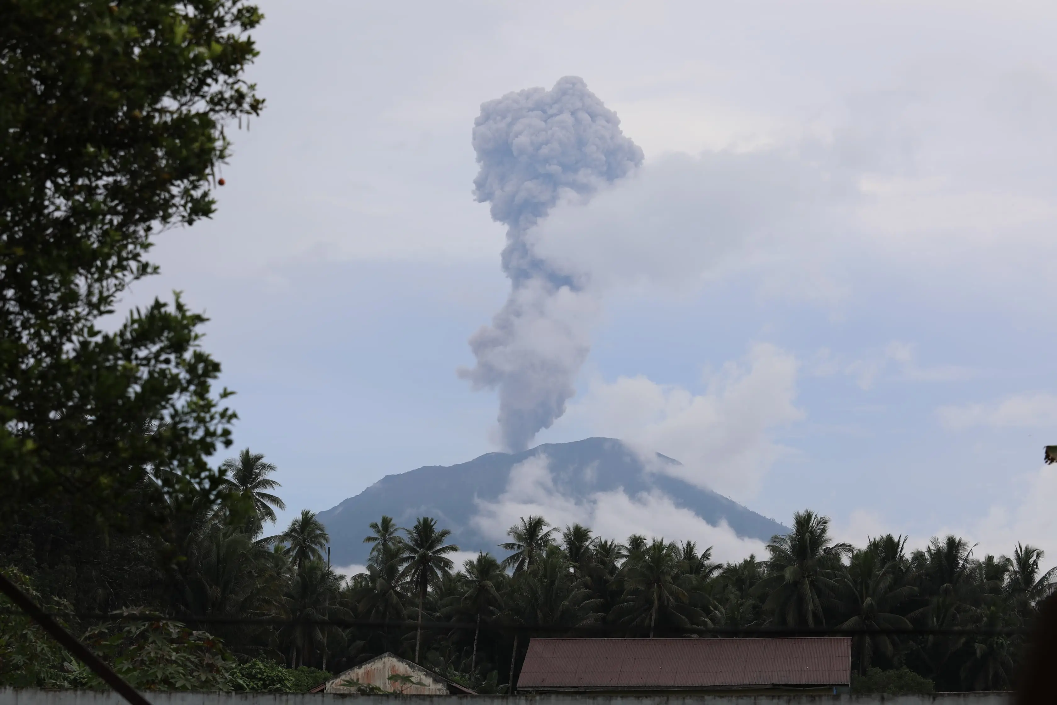 BNPB Dampingi Pemerintah Daerah, Pasca Naiknya Status Gunung Ibu dari Level III menjadi Level IV